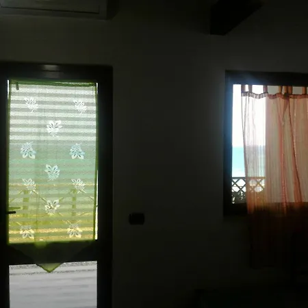 House With One Bedroom In With Wonderful Sea View Furnished Apartment