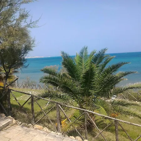 House With One Bedroom In With Wonderful Sea View Furnished