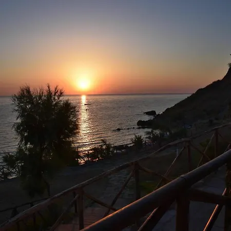 House With One Bedroom In With Wonderful Sea View Furnished Apartment *