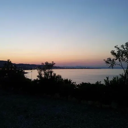 House With One Bedroom In With Wonderful Sea View Furnished *