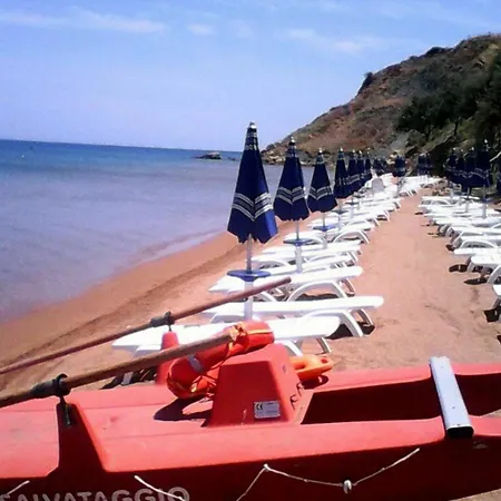 House With One Bedroom In With Wonderful Sea View Furnished Apartment